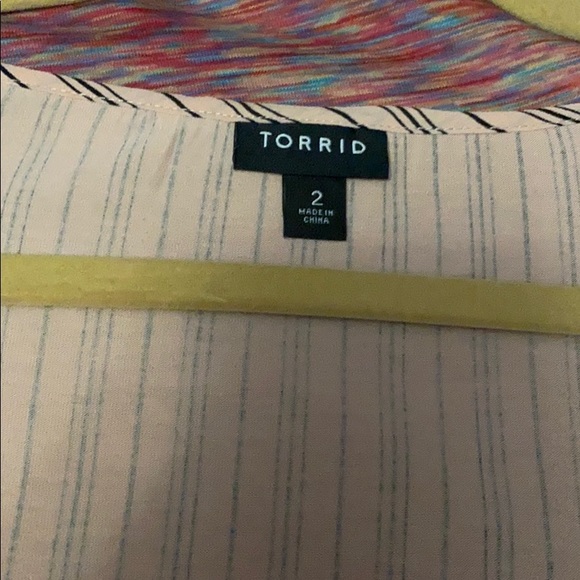 Torrid Top - Picture 3 of 3